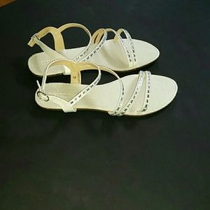 NWOT  DAVID'S BRIDAL SANDALS